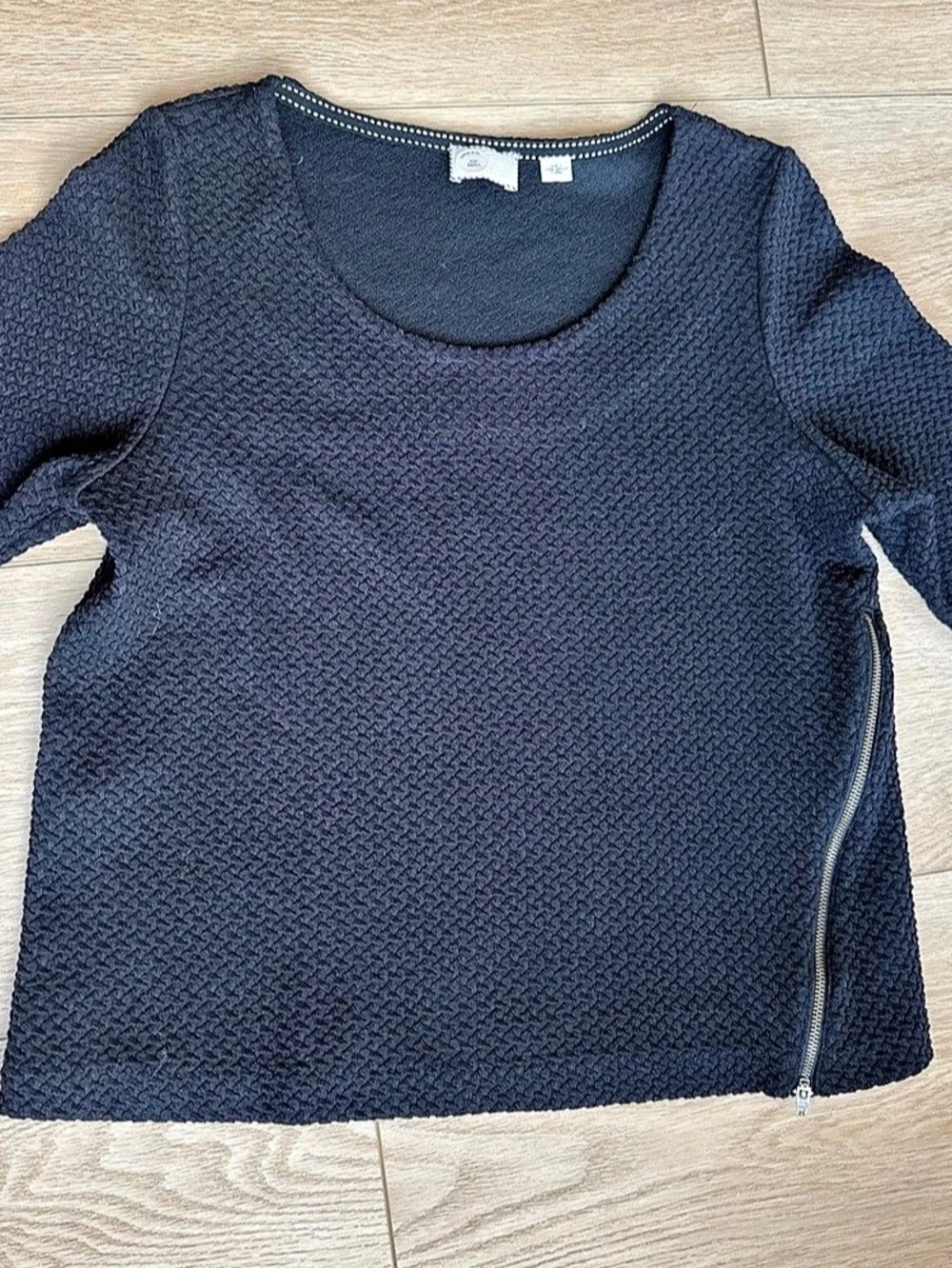Anthropologie Textured Short Sleeve Top in Black Size Small